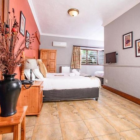 The Palms Guesthouse Mbombela Dış mekan fotoğraf