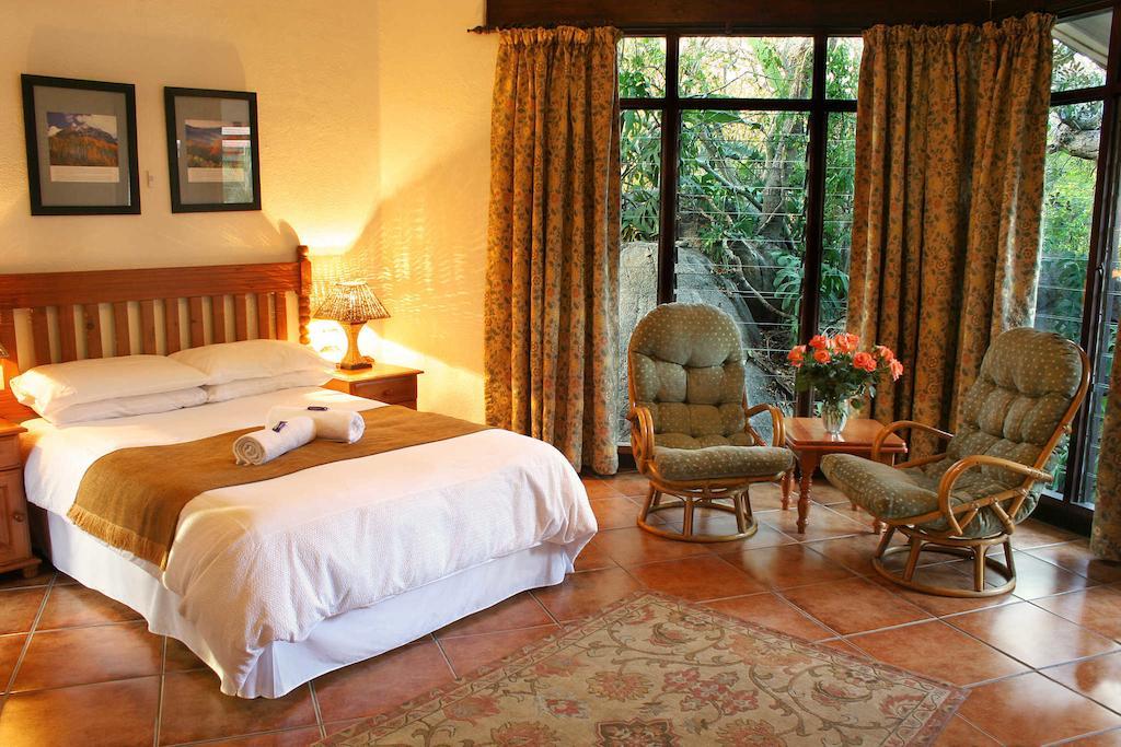 The Palms Guesthouse Mbombela Oda fotoğraf