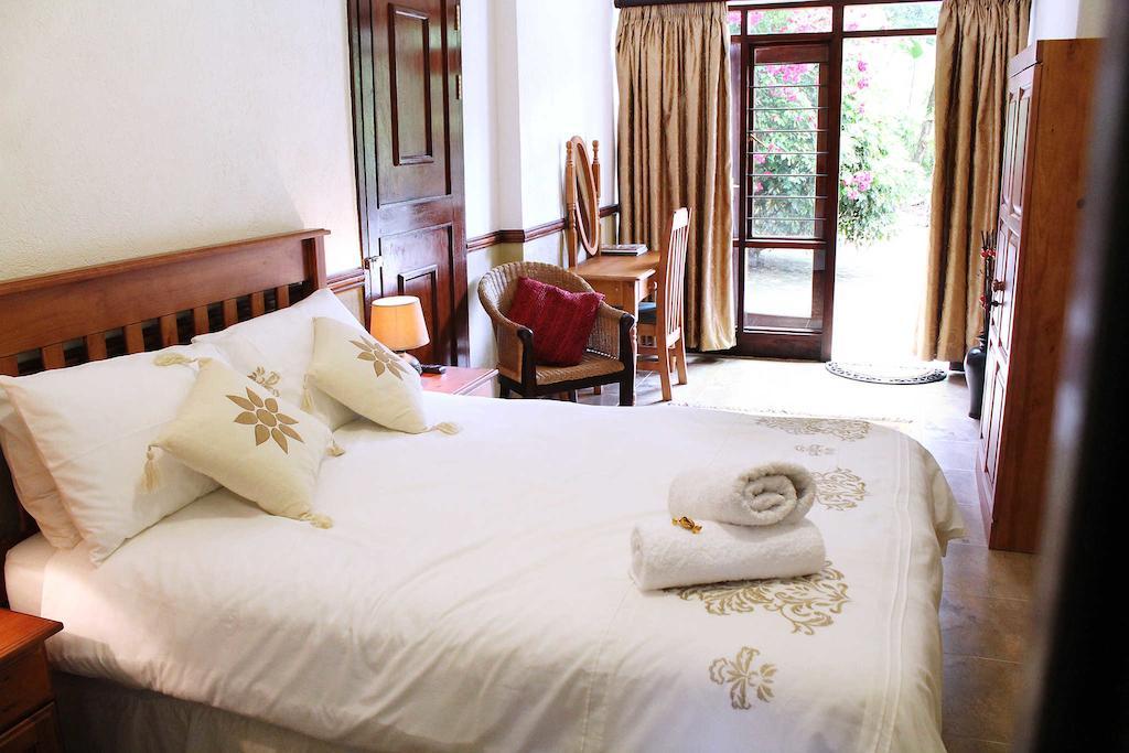 The Palms Guesthouse Mbombela Oda fotoğraf