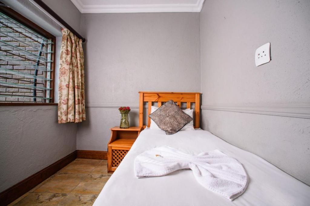 The Palms Guesthouse Mbombela Dış mekan fotoğraf