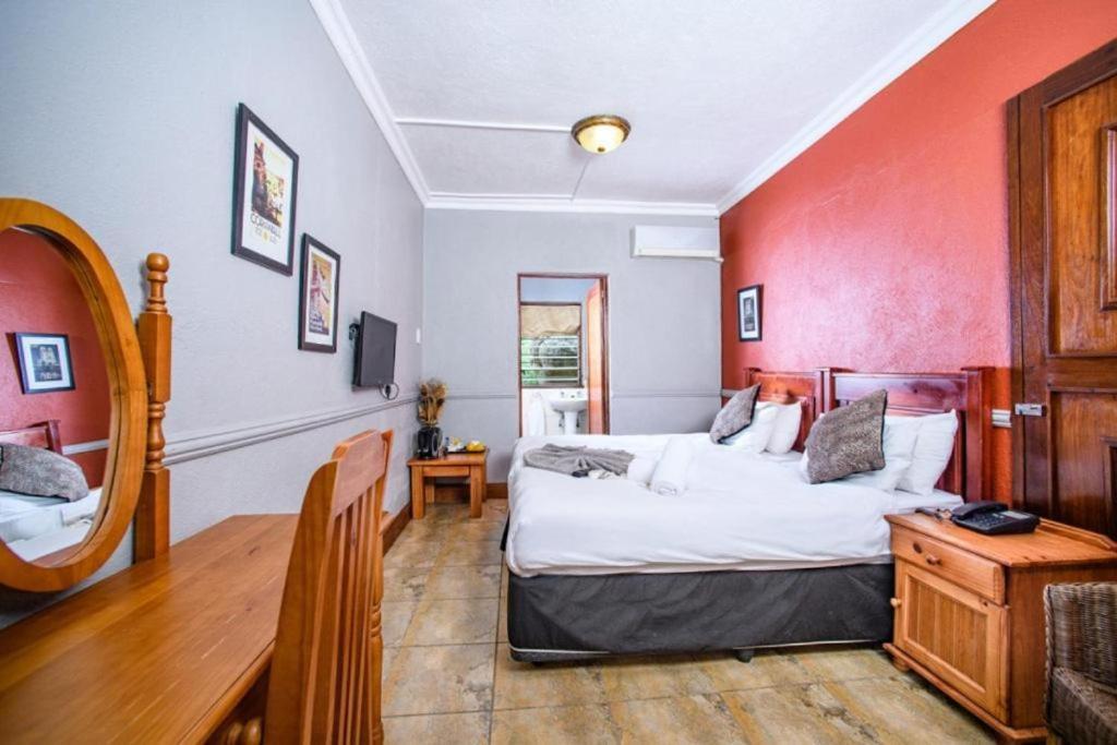 The Palms Guesthouse Mbombela Dış mekan fotoğraf
